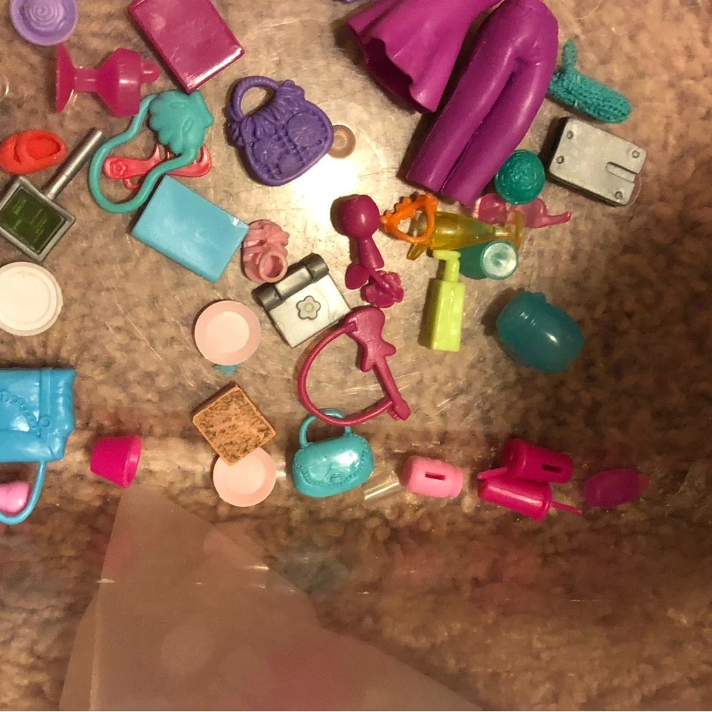 Random Polly Pocket Accessory Bundle - Picture 9 of 11